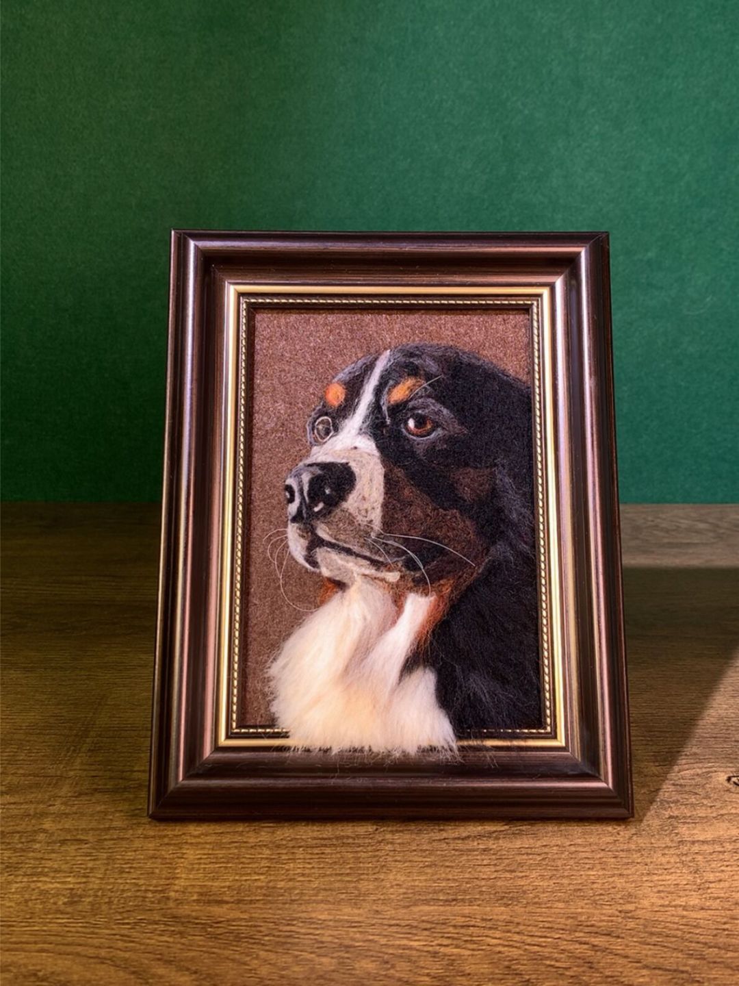 Wool felt pet photo frame portrait
